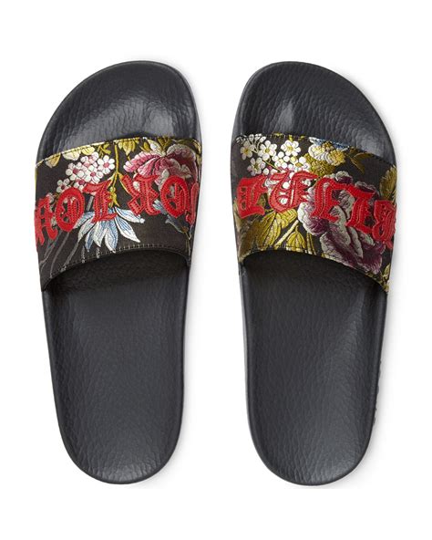 blind for love gucci slides|Gucci Pursuit 'Blind For Love' Printed Slides .